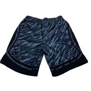 AND1 Basketball Shorts Mens Size Medium Dark Gray‎ Camo Black Athletic Stretch